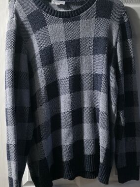 4/$67 Deal! Vintage Classic Check Crewneck Sweater - Gray and Navy